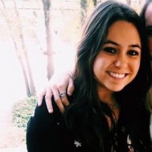 Meet your Posher, Dee